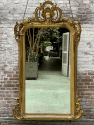 Antique mirror Anouk Beerents with crest